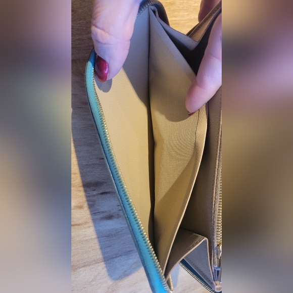 Celine Blue Wallet - Picture 7 of 17